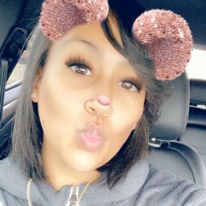 Meet your Posher, Toni